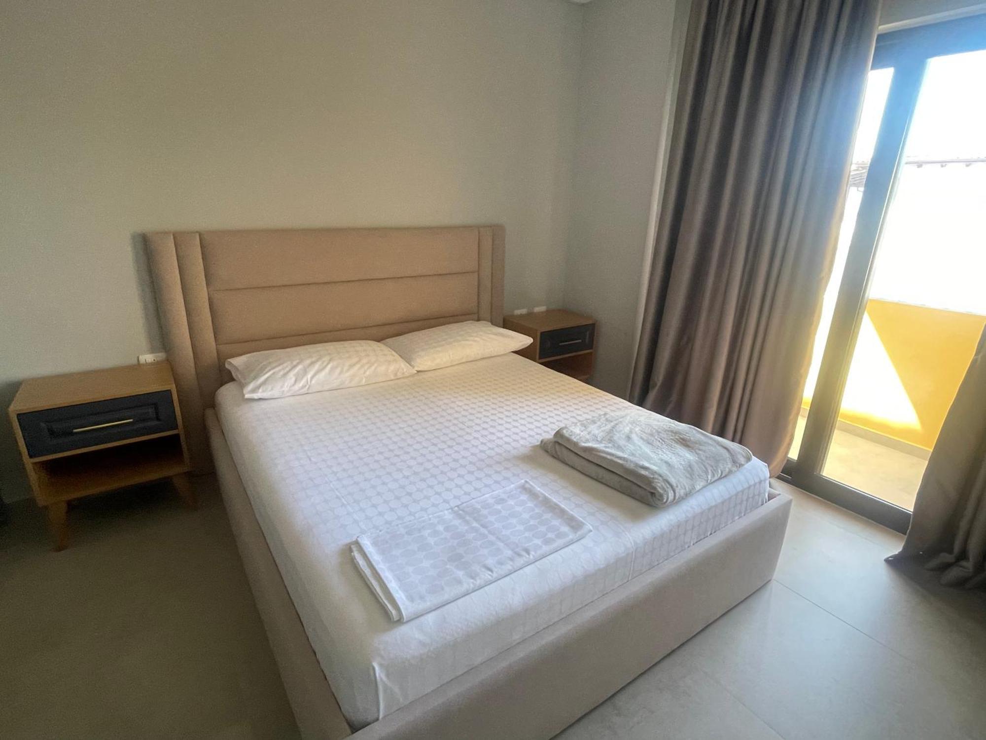 Luxury Rooftop Vlora Exterior photo